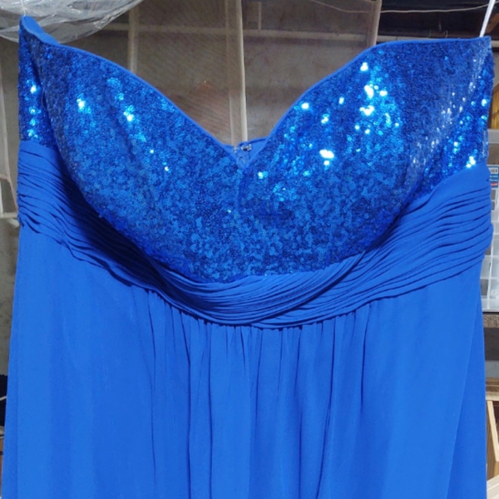 Royal blue strapless prom dress